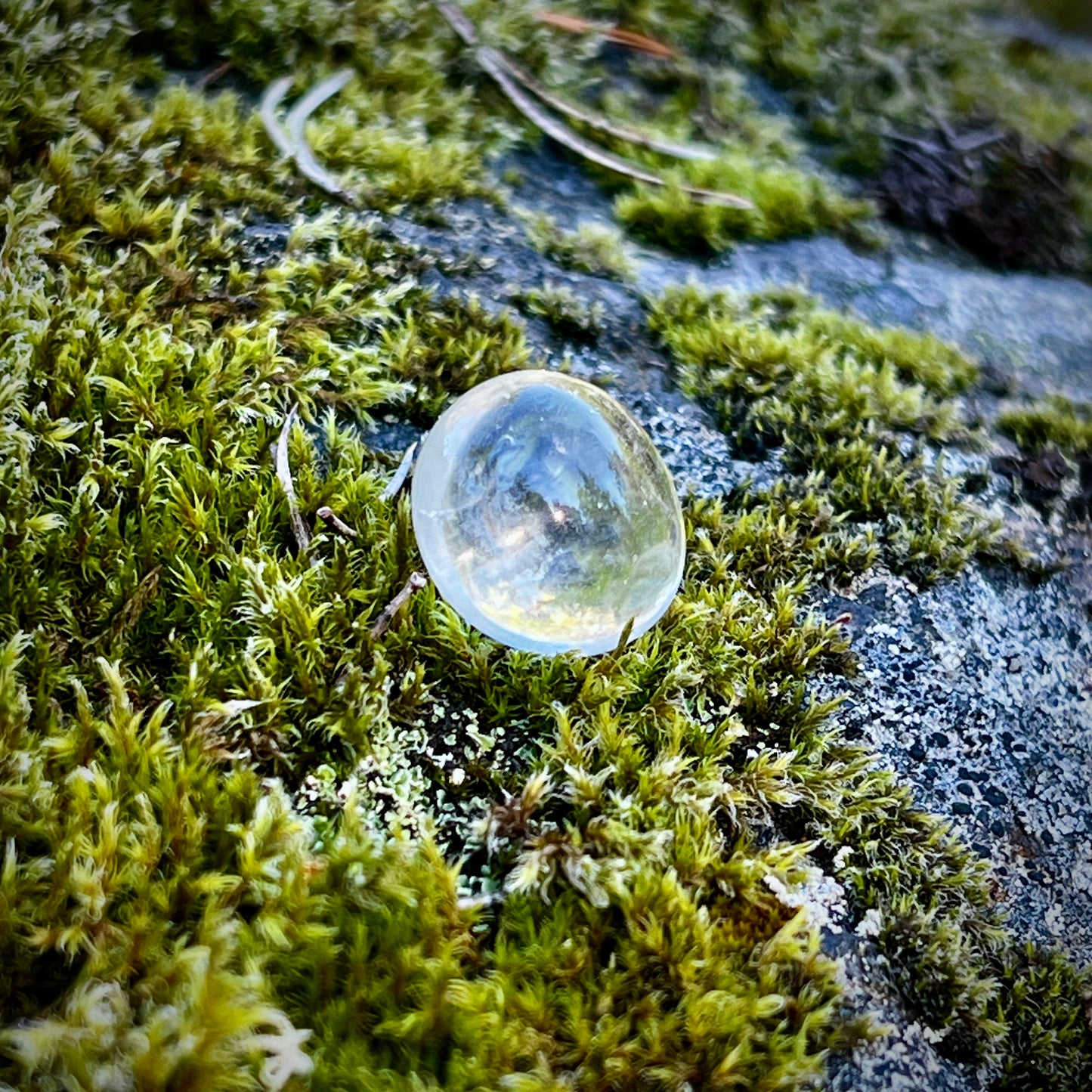 Clear Quartz, tumbled, high quality